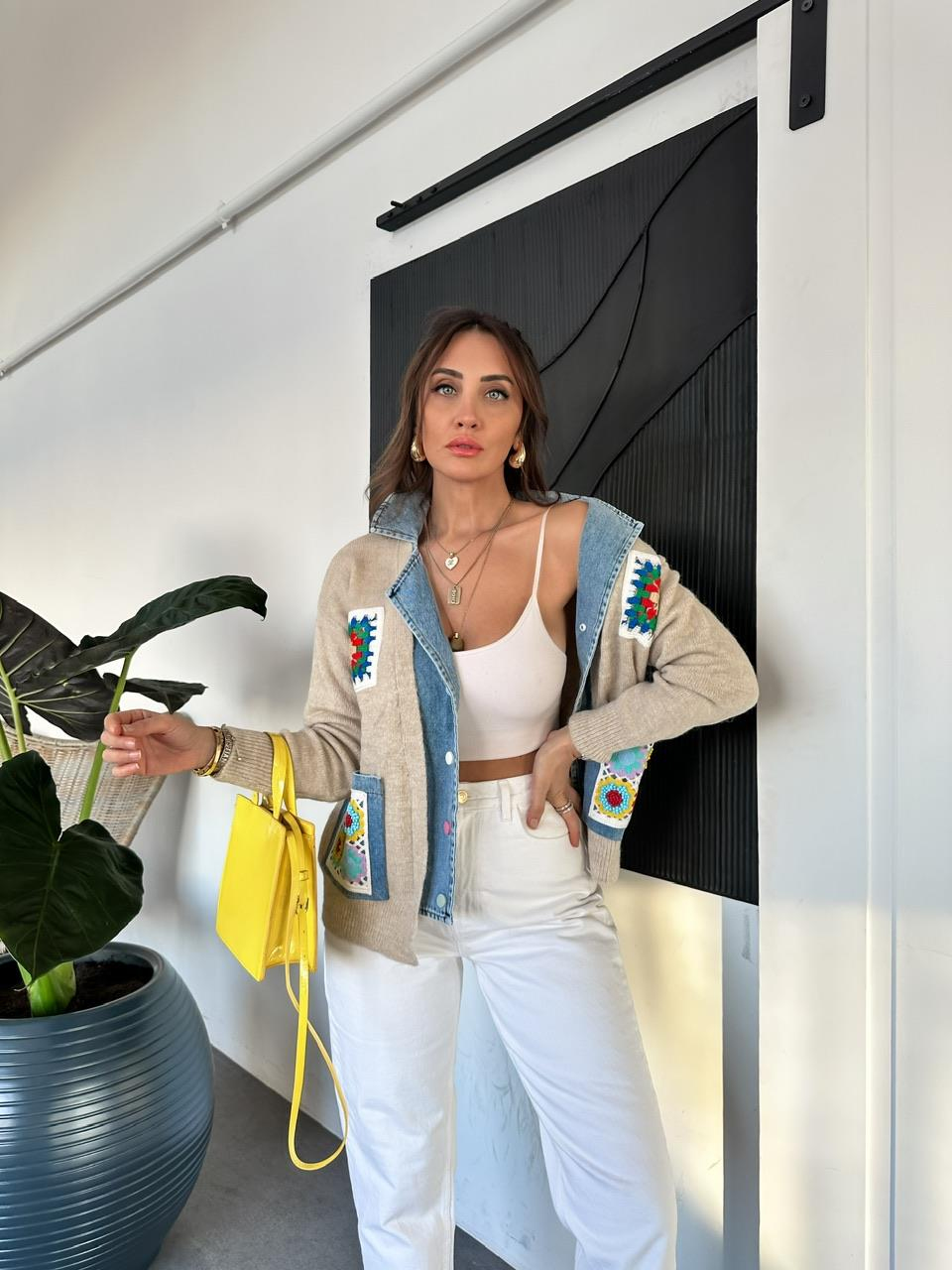 Mavi Patchwork Nakışlı Kot Detaylı Hırka