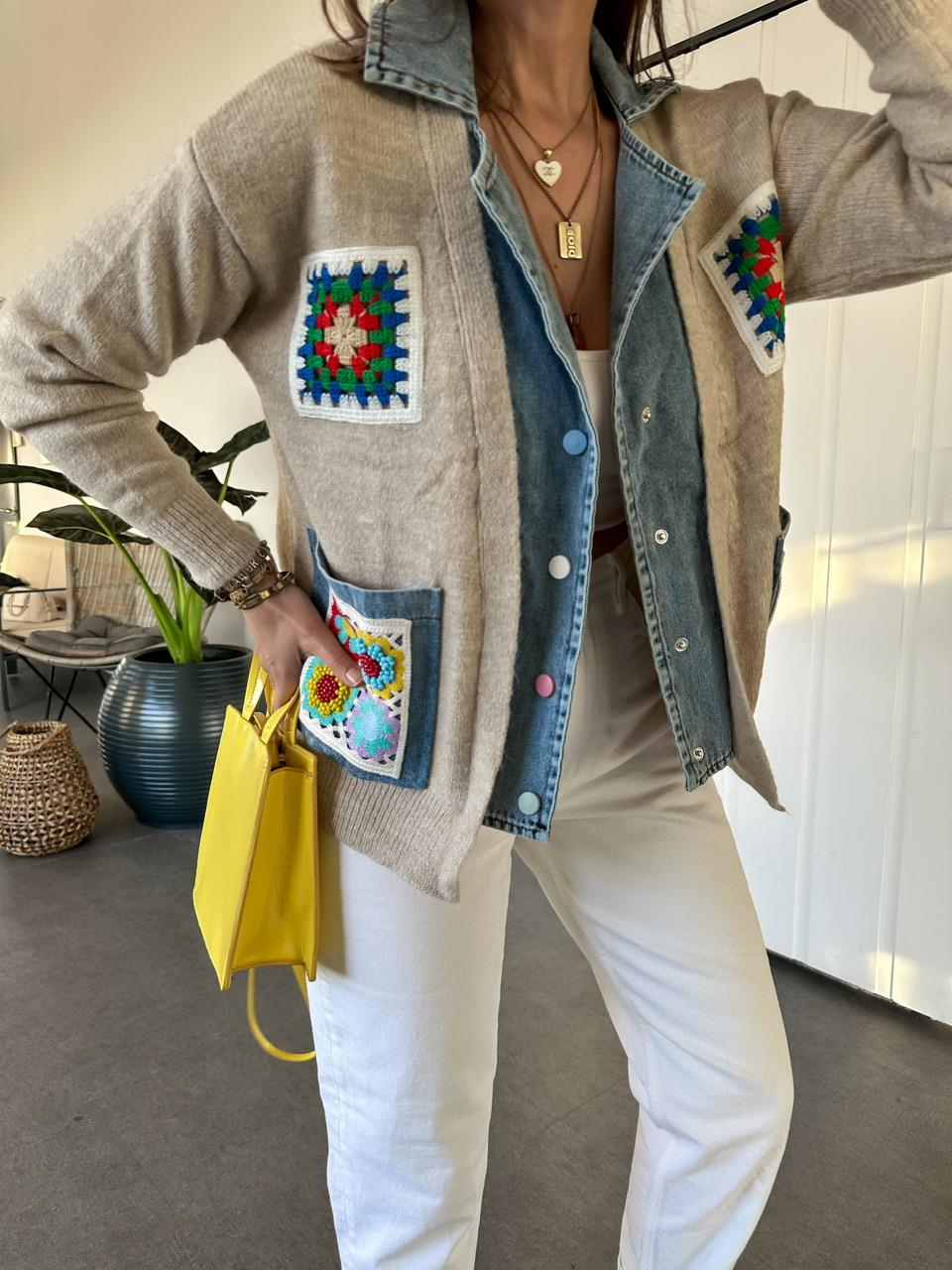 Mavi Patchwork Nakışlı Kot Detaylı Hırka