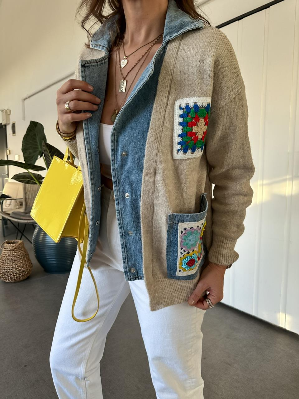Mavi Patchwork Nakışlı Kot Detaylı Hırka