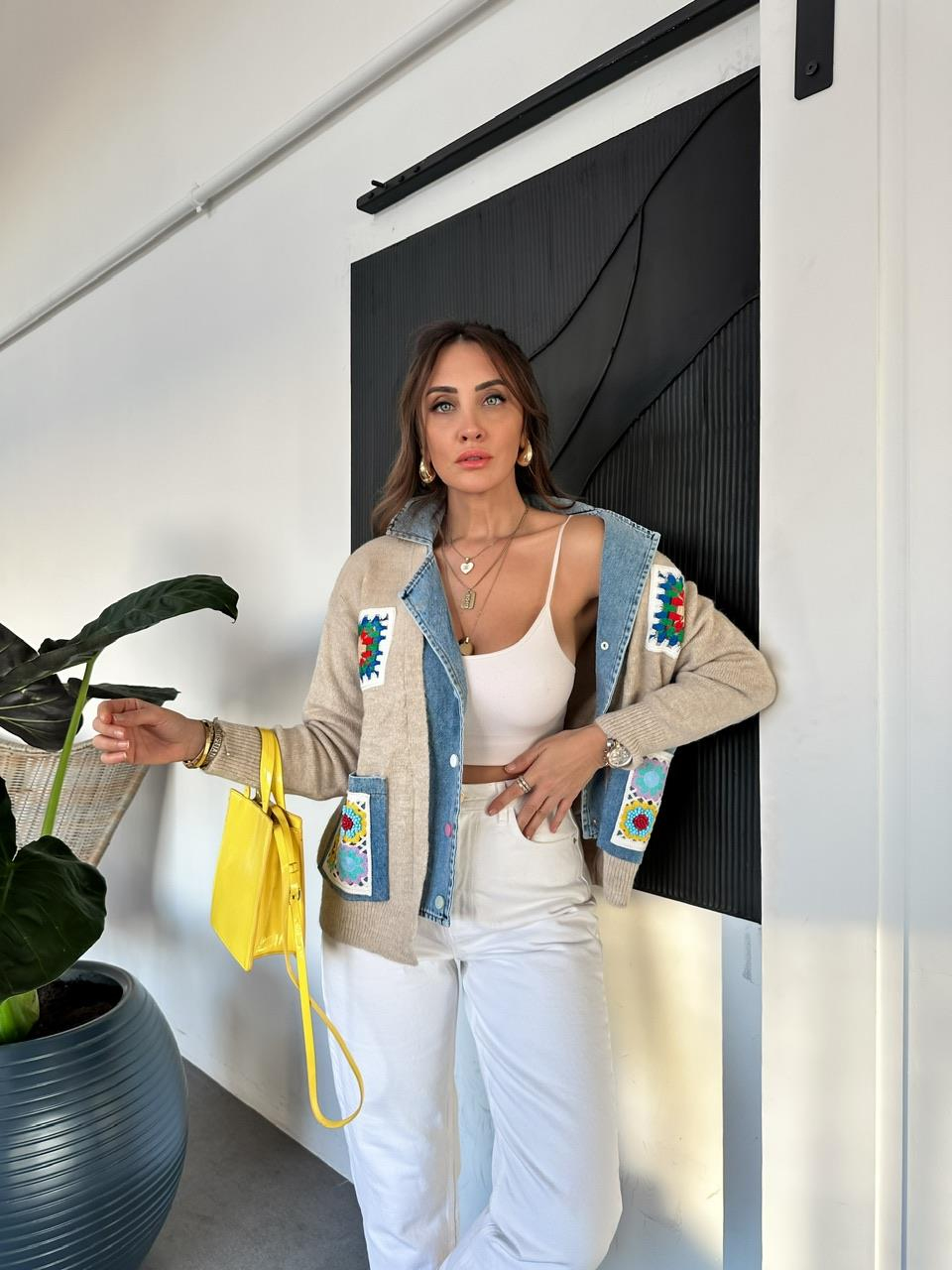 Mavi Patchwork Nakışlı Kot Detaylı Hırka