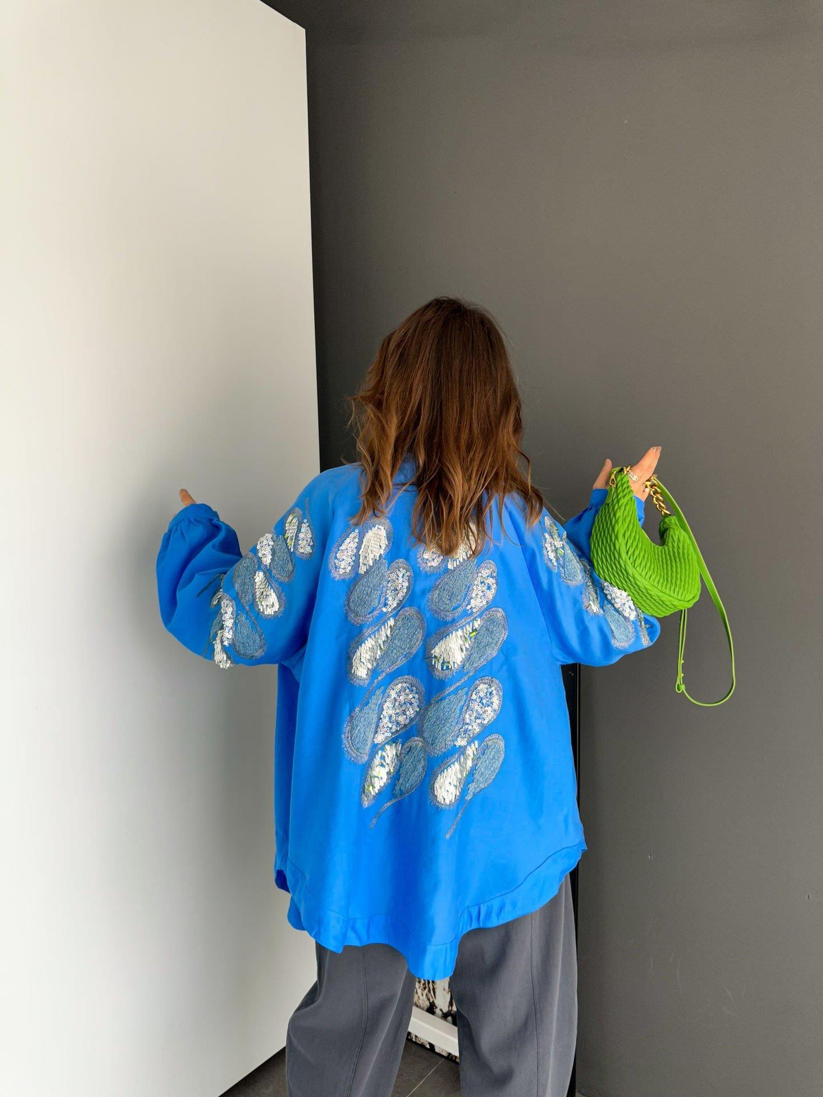 Mavi Pul ve Nakış İşlemeli Kimono