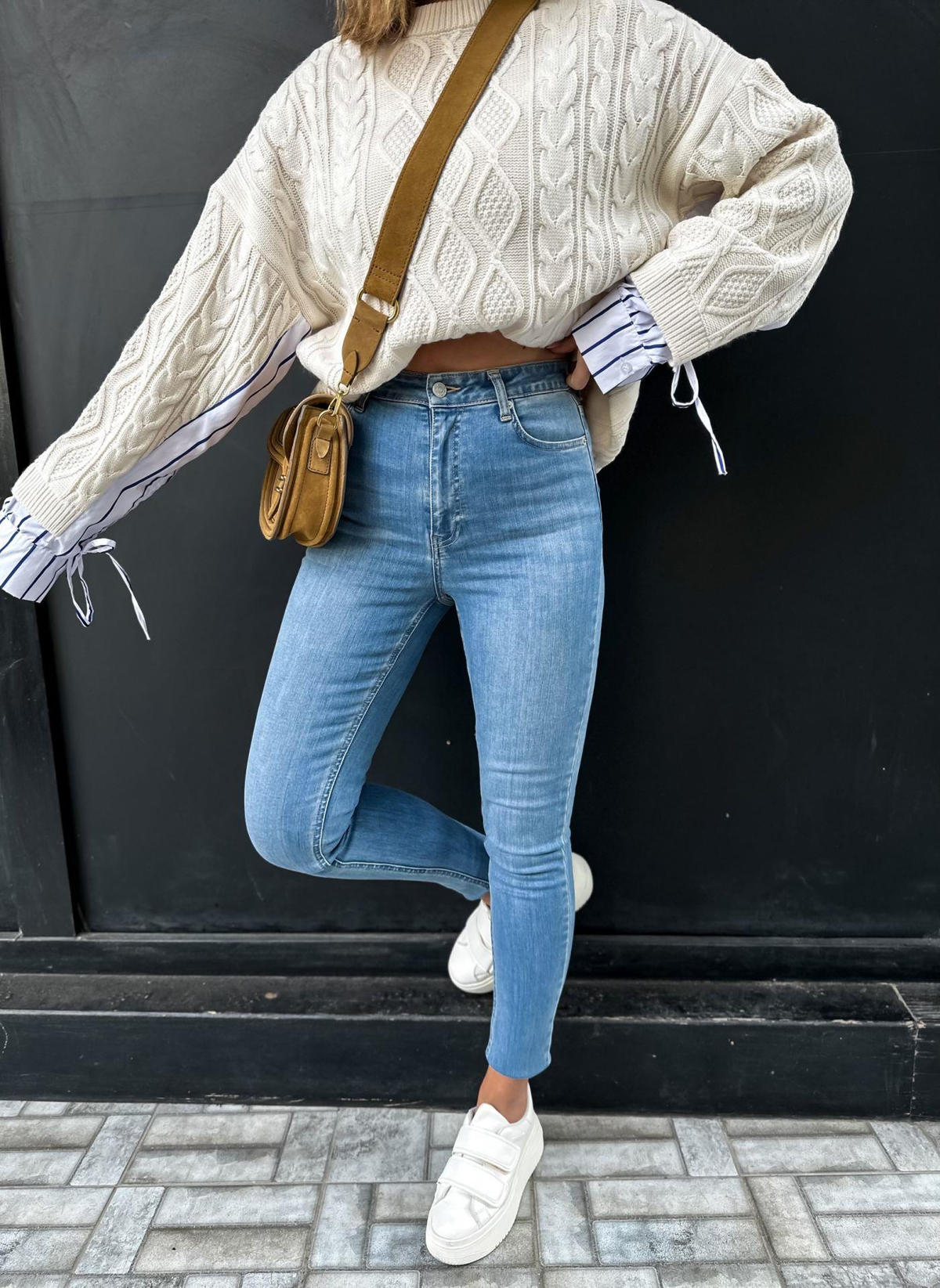 Mavi Slim Fit Likralı Jean