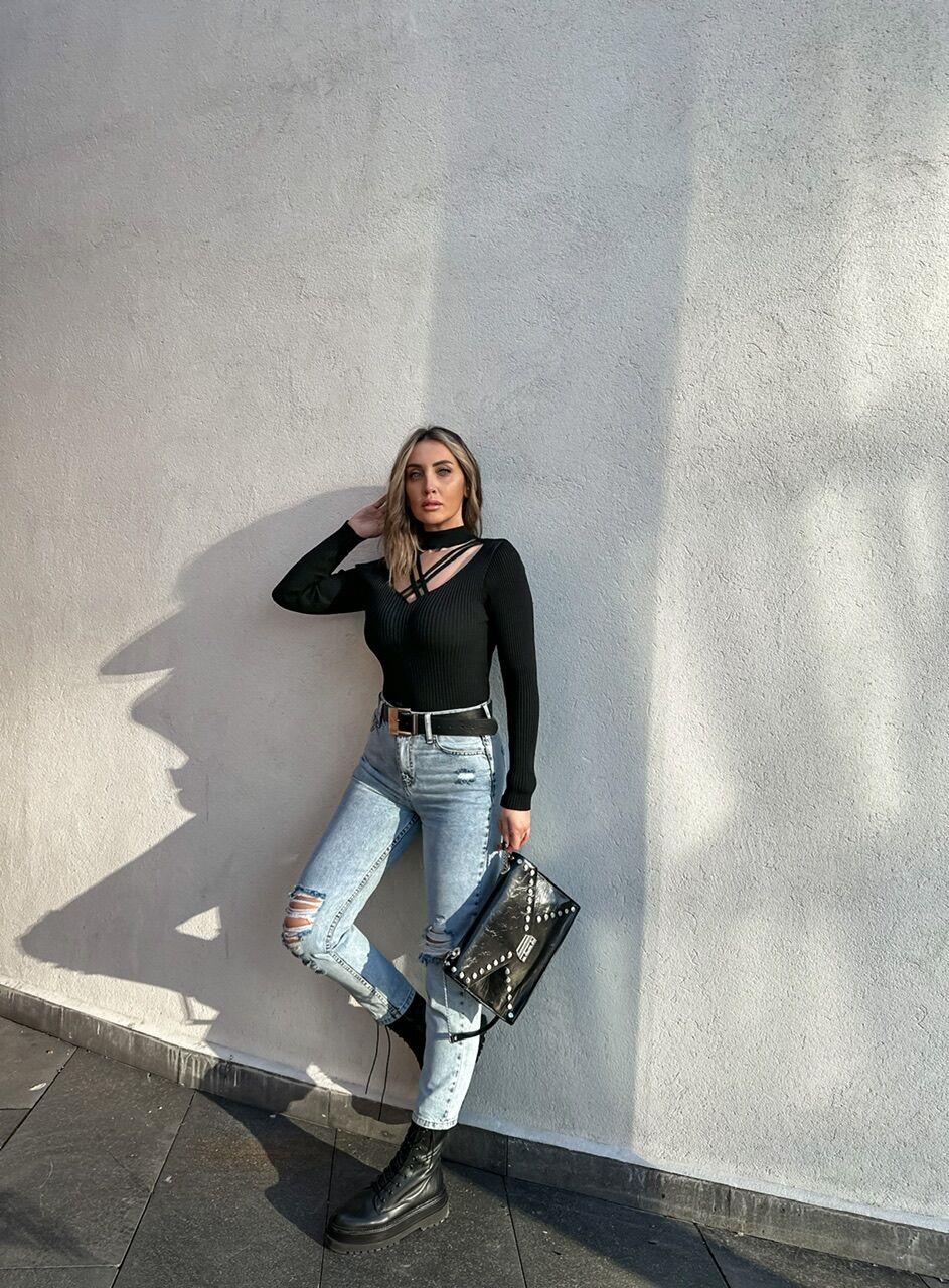 Mavi Yırtıklı Mom Fit Jean
