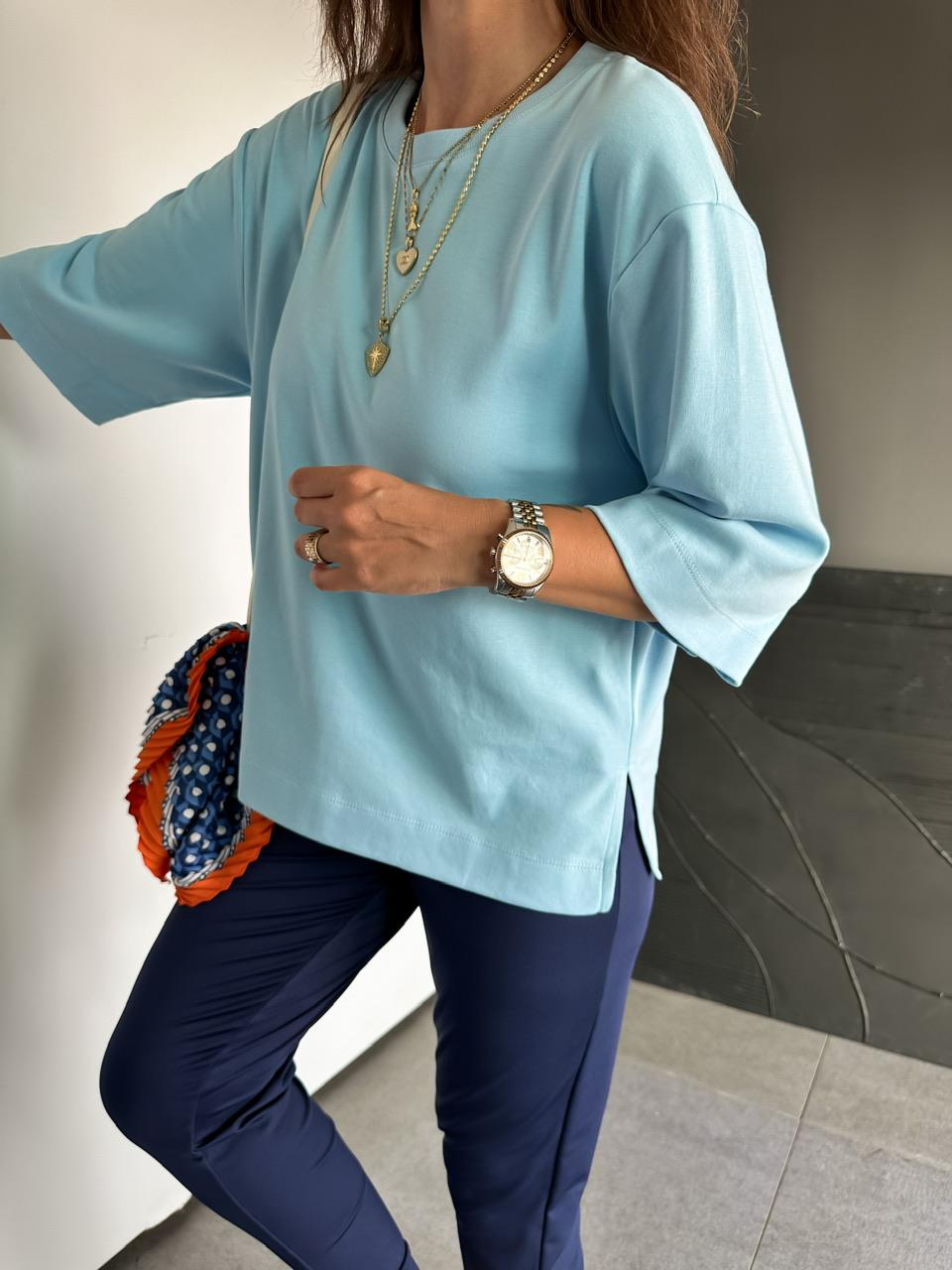 Mavi Yırtmaçlı Cotton Oversize Tshirt