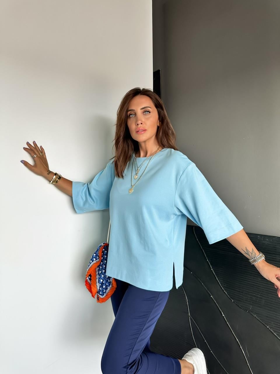 Mavi Yırtmaçlı Cotton Oversize Tshirt