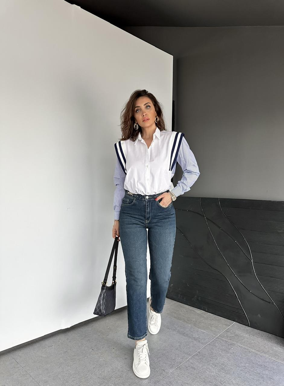 Mavi Zincir Aksesuarlı Jean