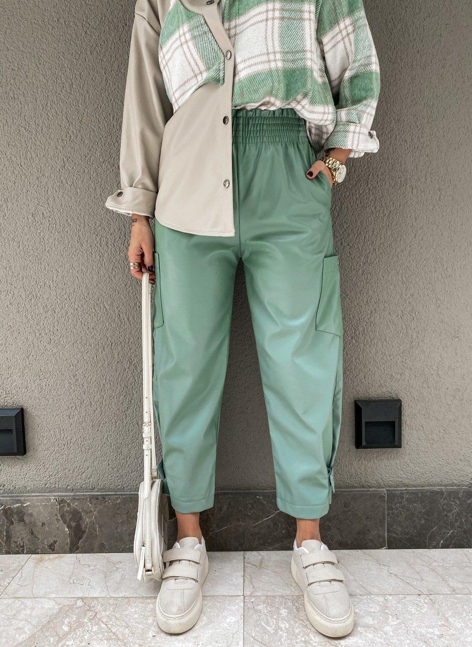 Mint Yeşil Çıtçıtlı Deri Pantolon