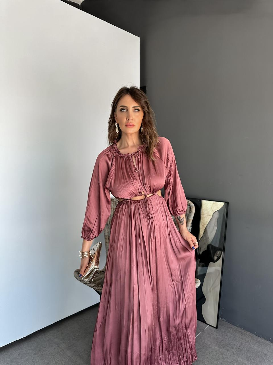 Mürdüm Saten Bel Ve Sırt Dekolteli Elbise