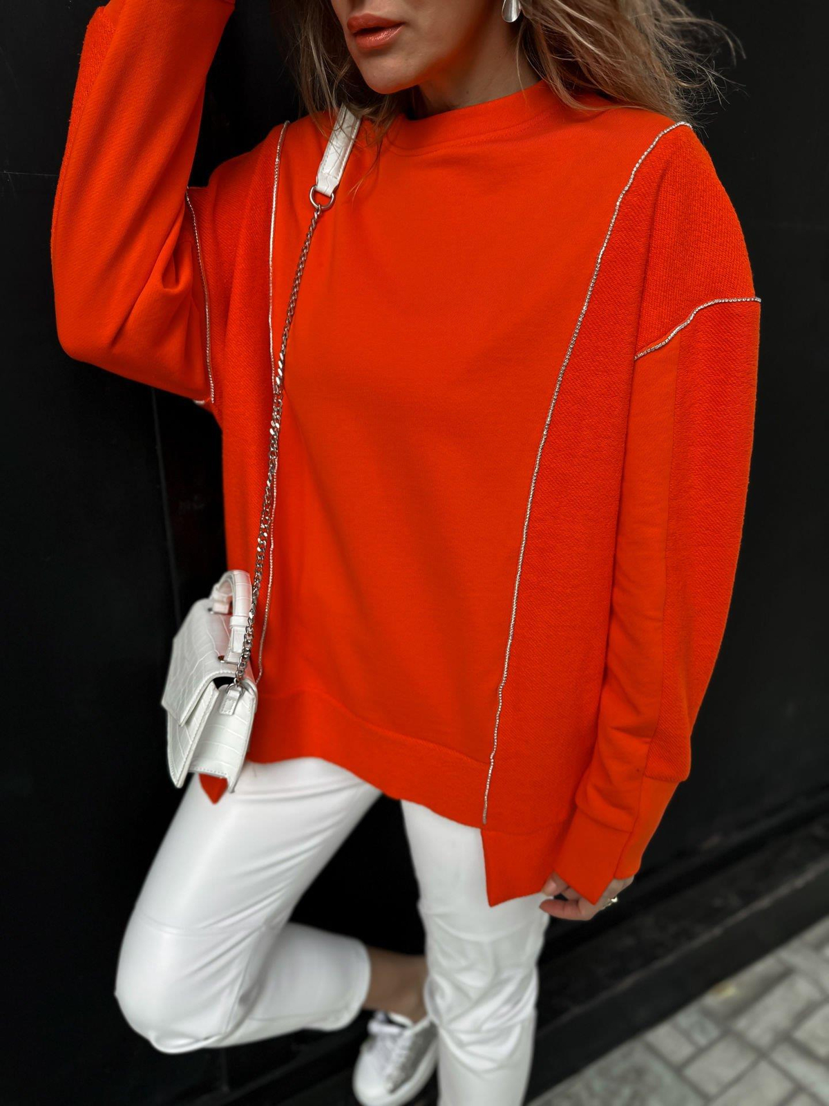 Nar Çiçeği Asimetrik Taşlı Sweatshirt