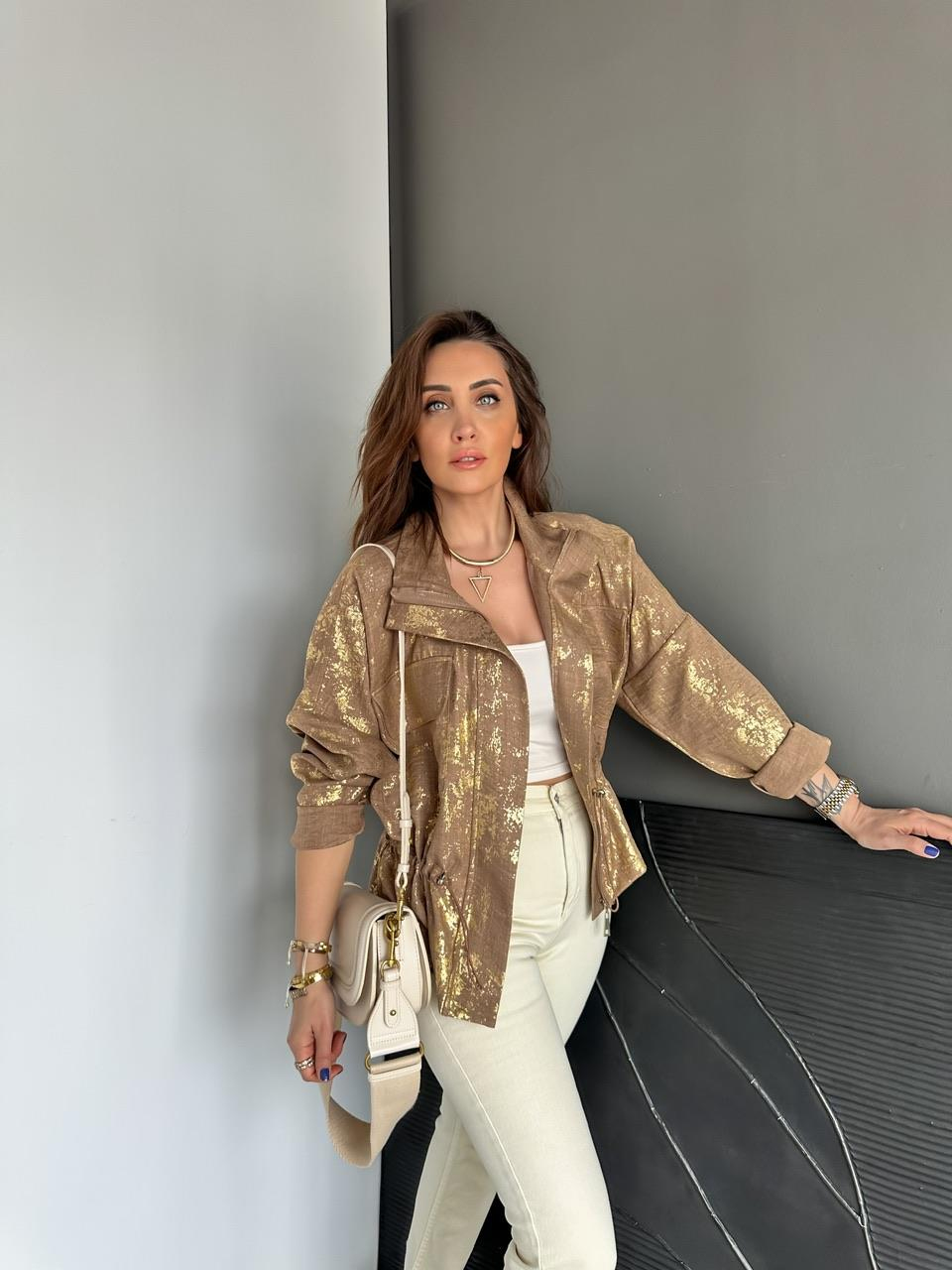 Naturel Kahve Parlak Dokulu Büzgülü Ceket