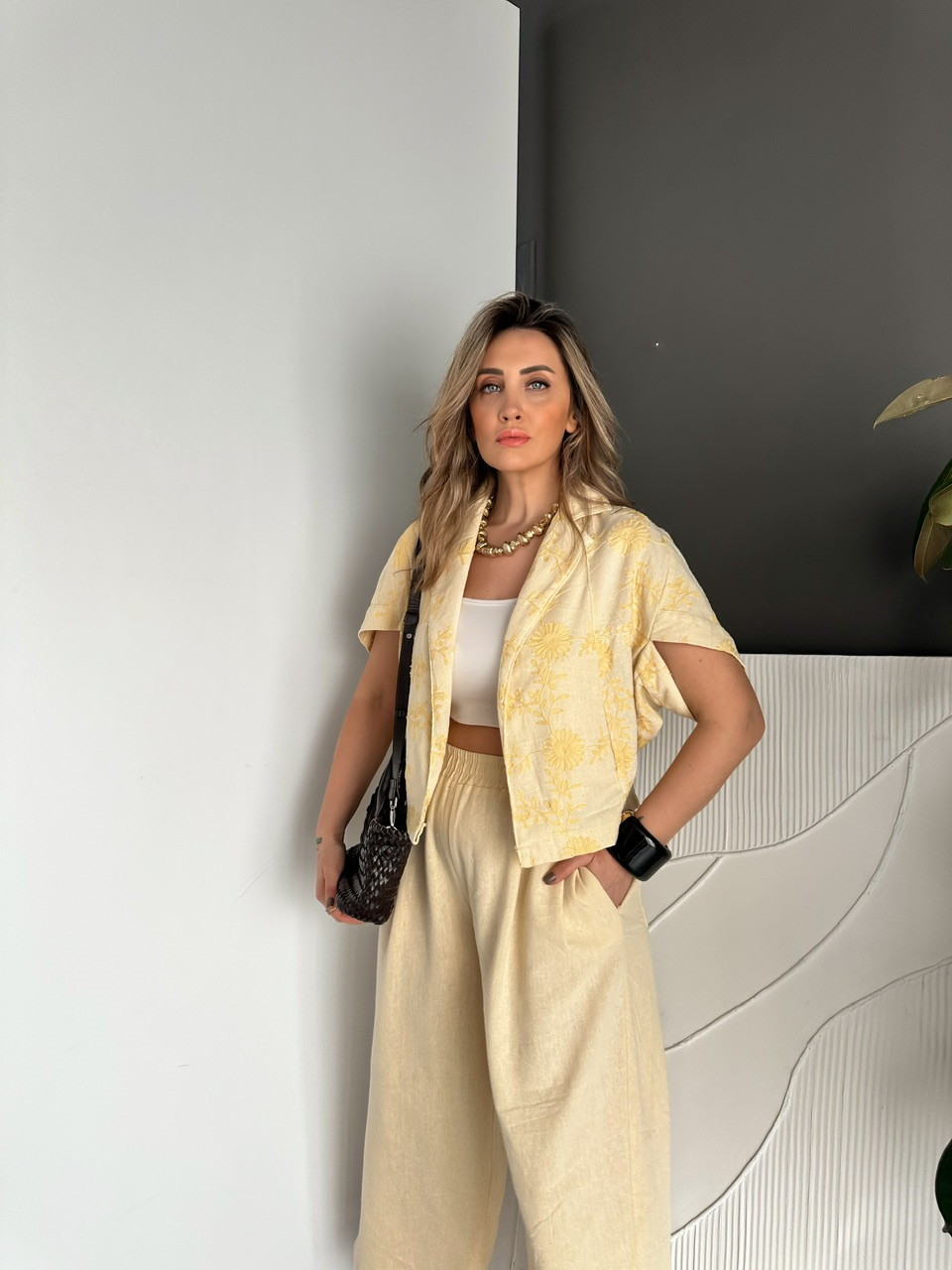Naturel Sarı Nakışlı Premium Takım