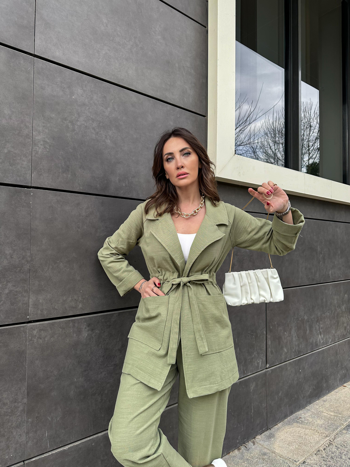 Naturel Yeşil Beli Kuşaklı Keten Şık Takım