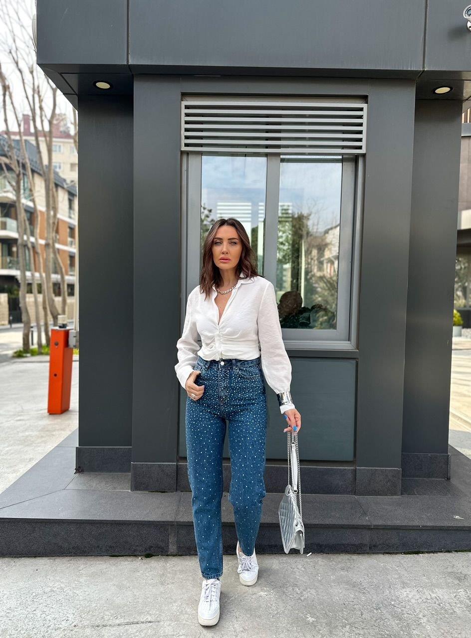 Parlak Taş Detay Mom Jean
