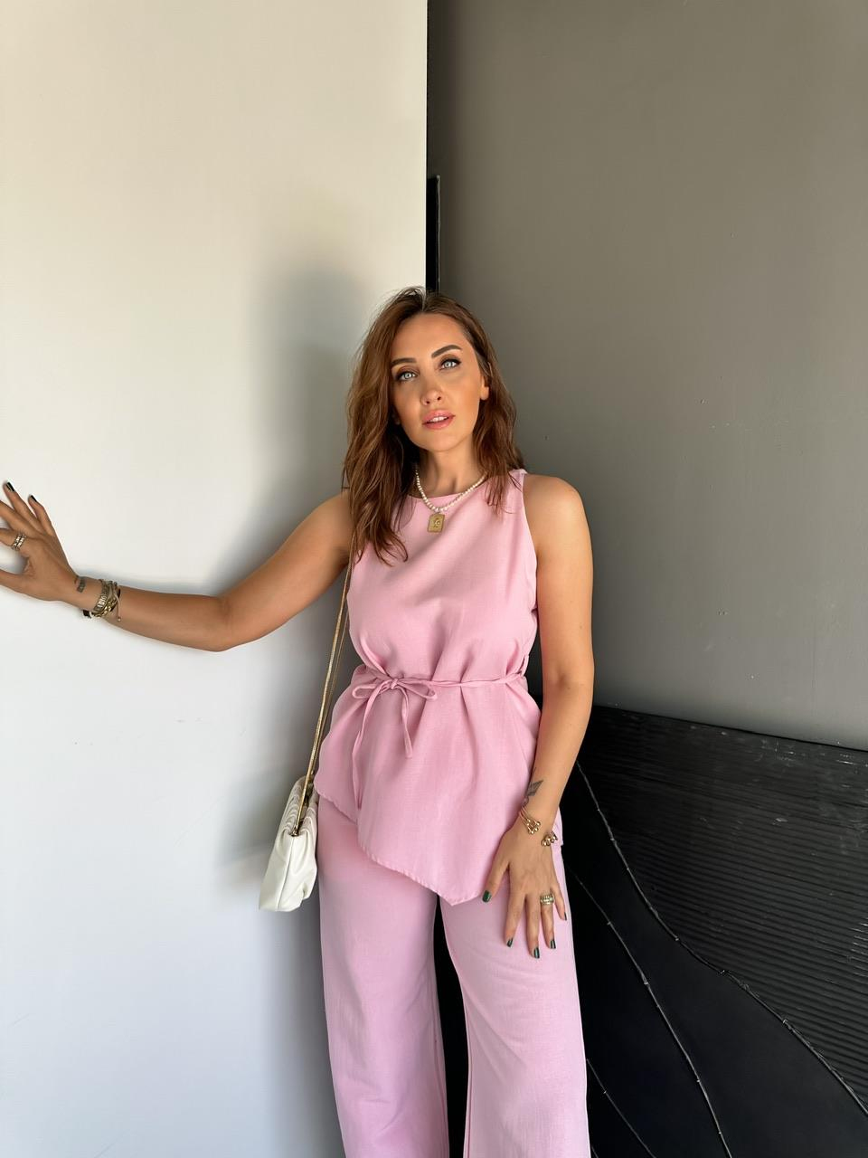 Pembe Asimetrik Bluzlu Keten Takım