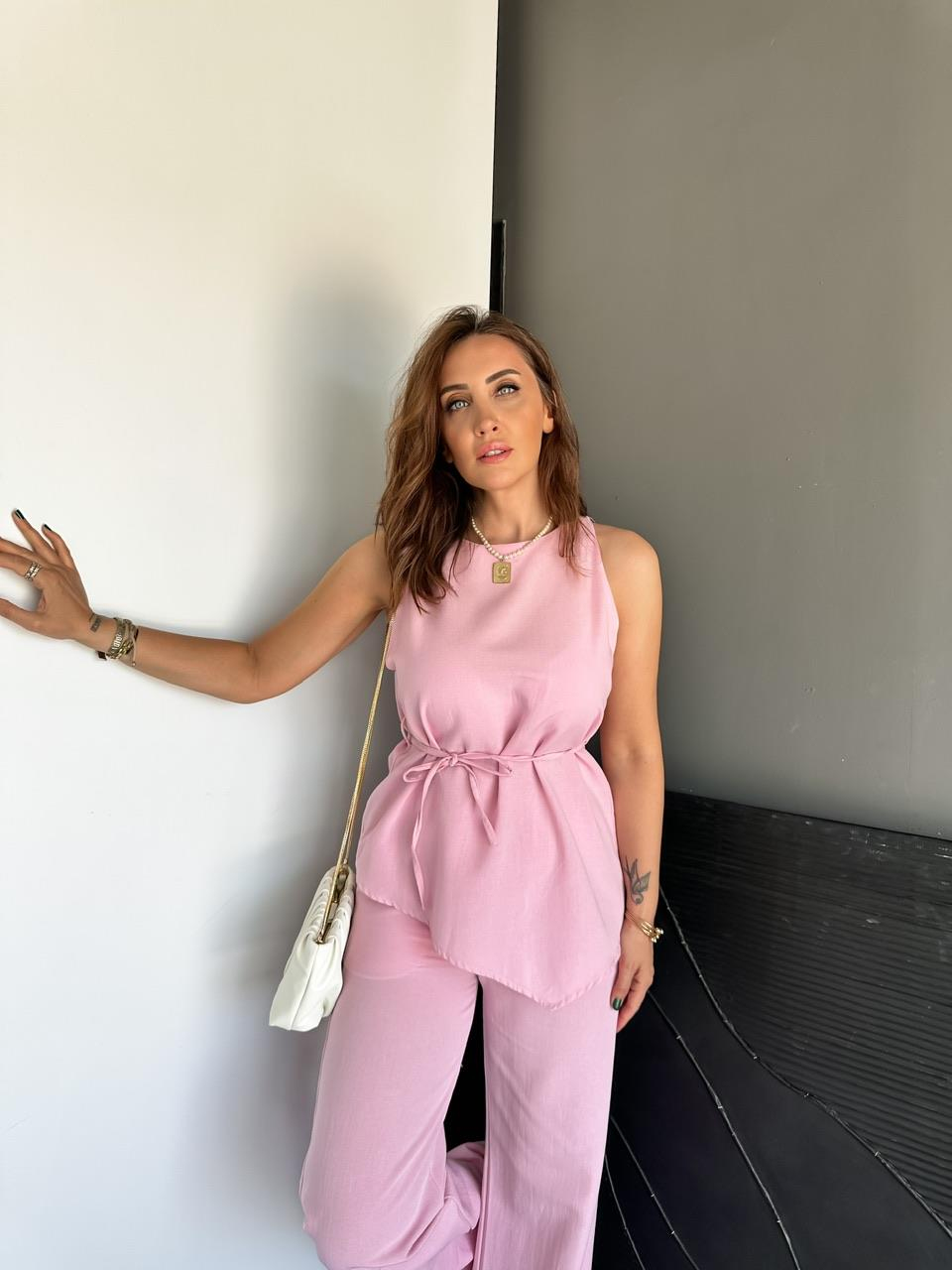 Pembe Asimetrik Bluzlu Keten Takım