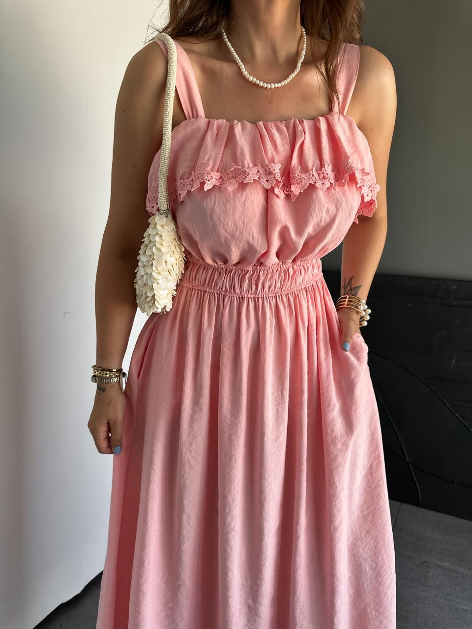 Pembe Askılı Göğüsü Fistolu Elbise