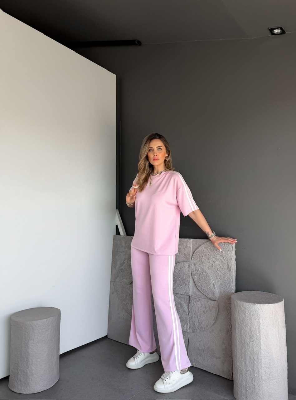 Pembe Beyaz Biyeli Modal Basic Takım
