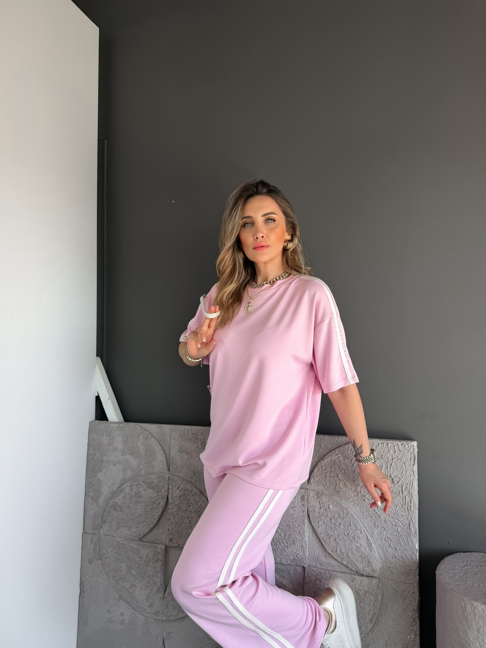 Pembe Beyaz Biyeli Modal Basic Takım