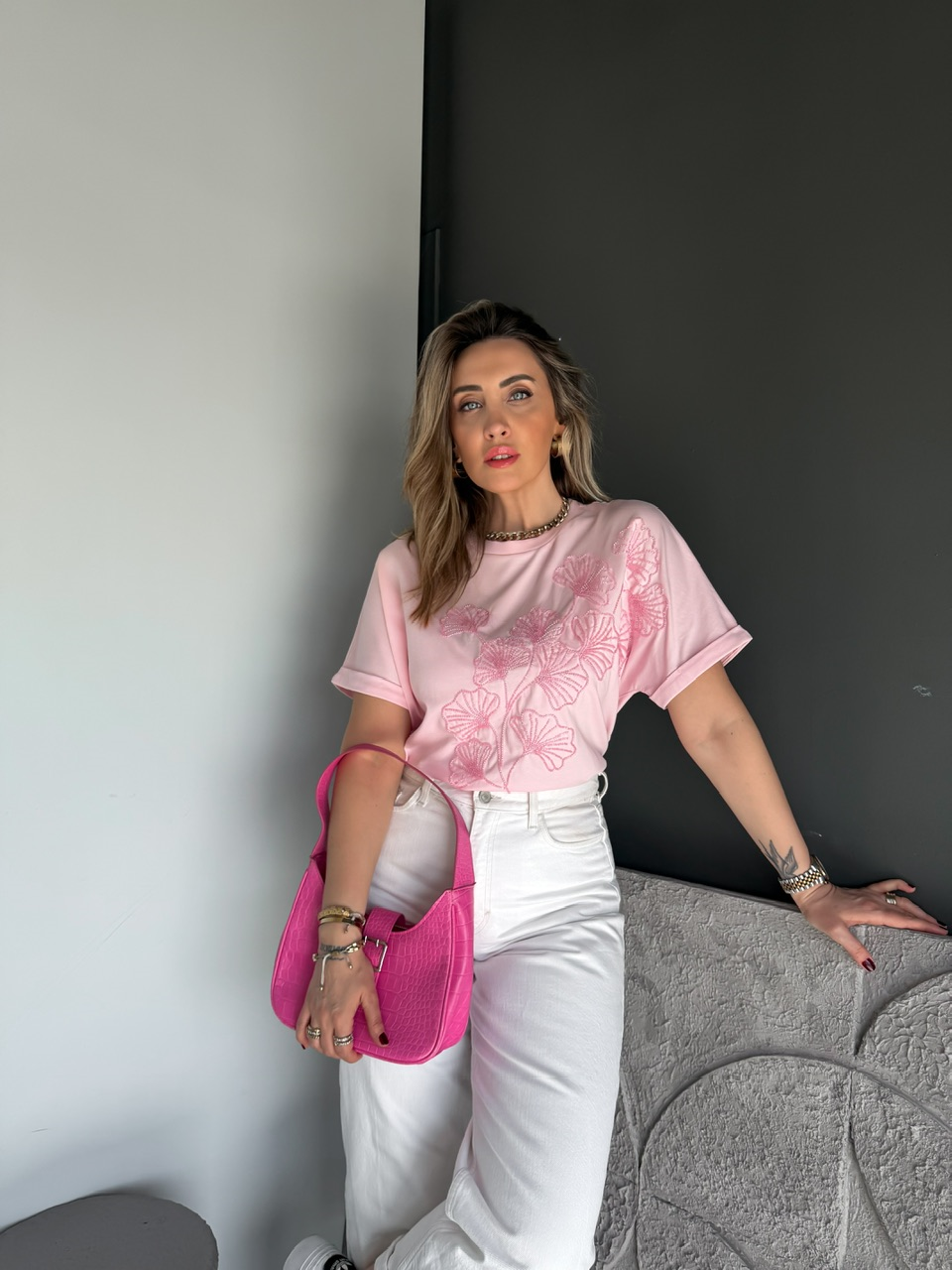 Pembe Boncuk İşlemeli Cotton Tshirt