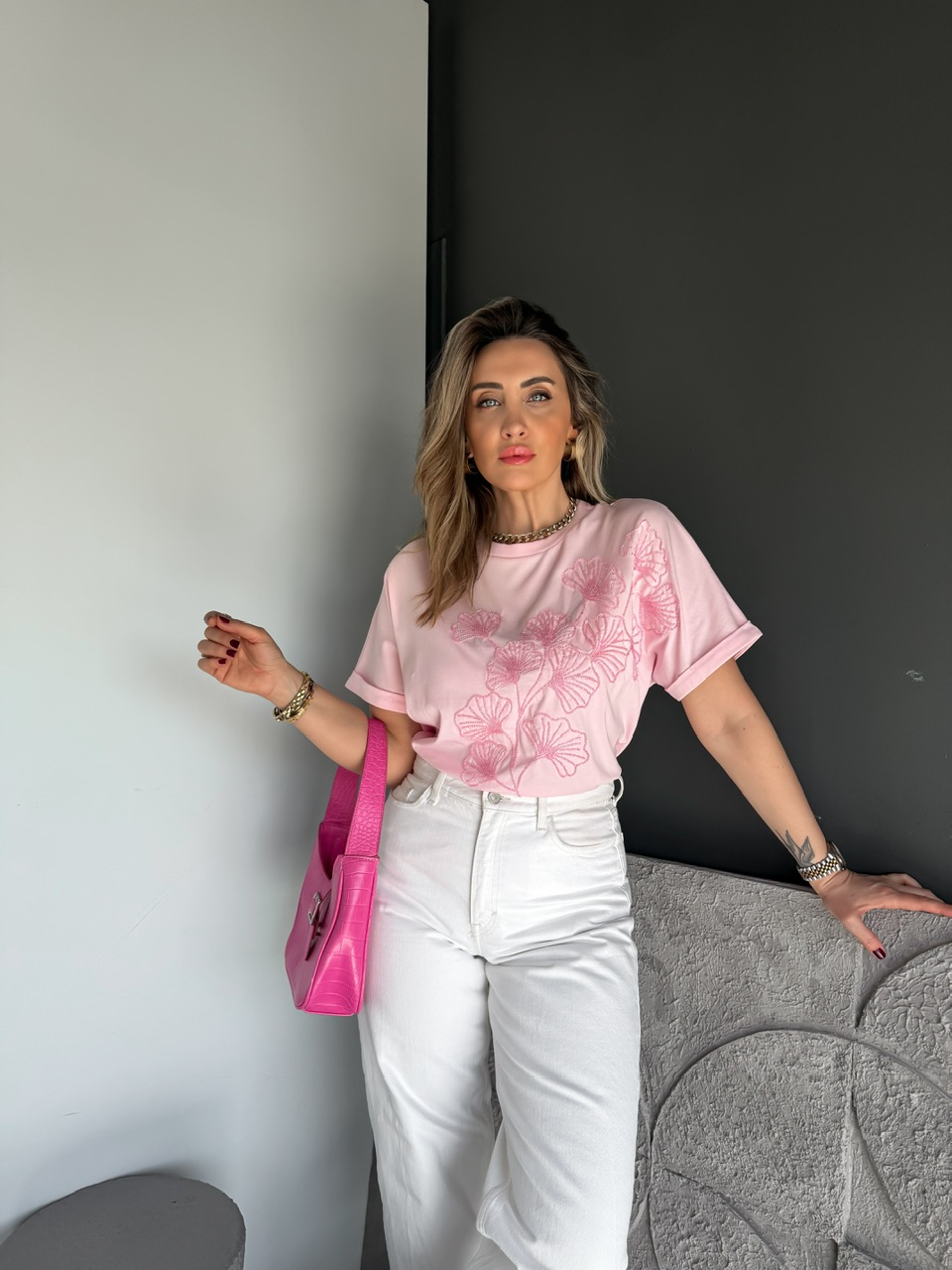 Pembe Boncuk İşlemeli Cotton Tshirt