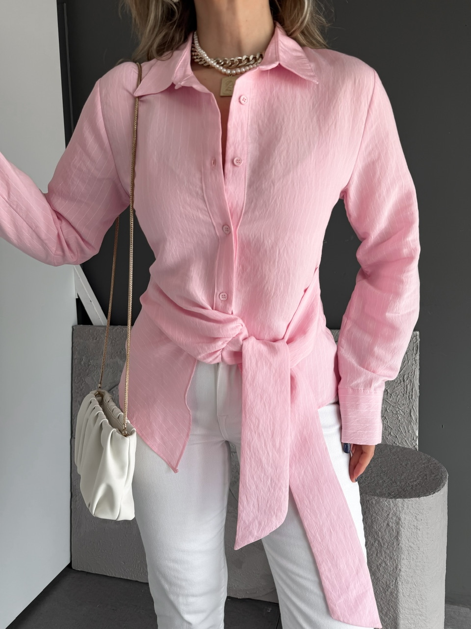 Pembe Çizgili Bağlamalı Tasarım Gömlek