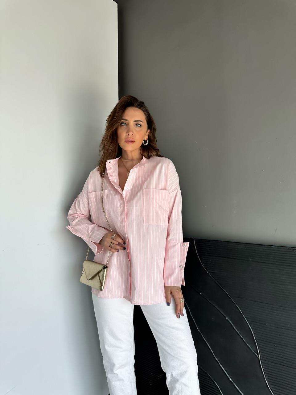 Pembe Çizgili Kol Detaylı Gömlek
