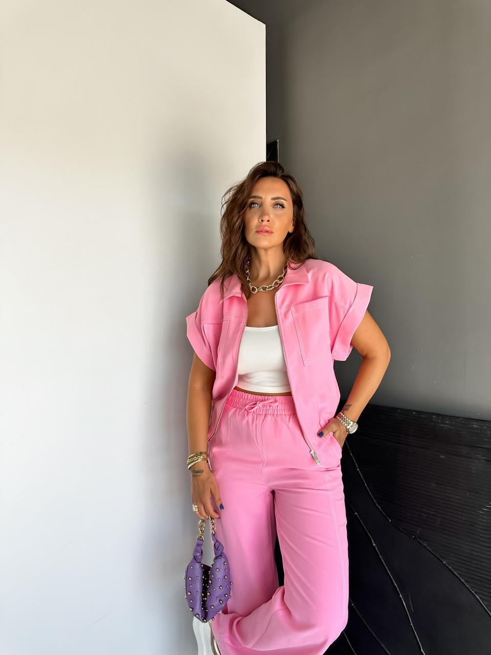 Pembe Dikişli Premium Casual Takım