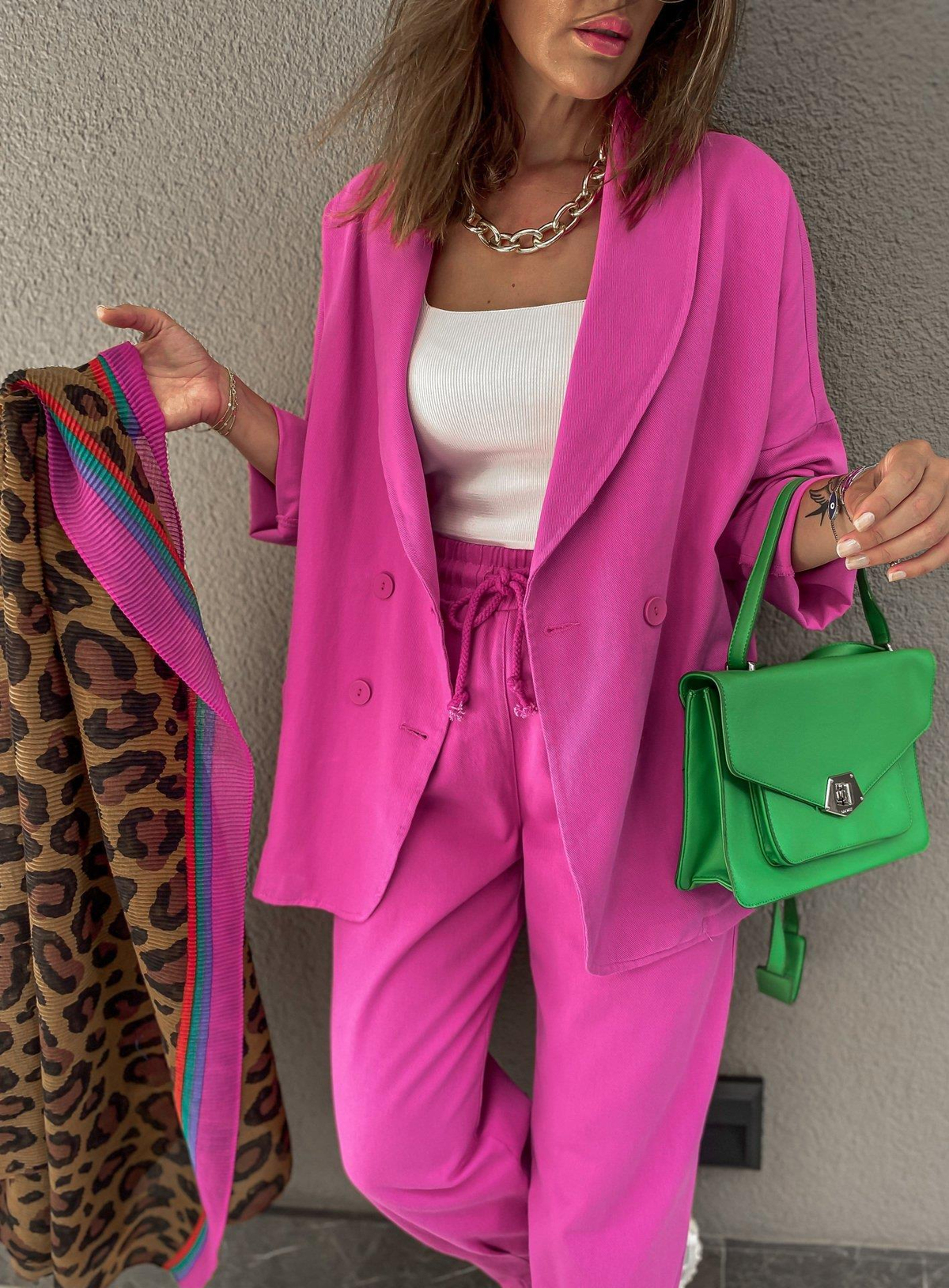 Pembe Dört Düğmeli Gabardin Ceket