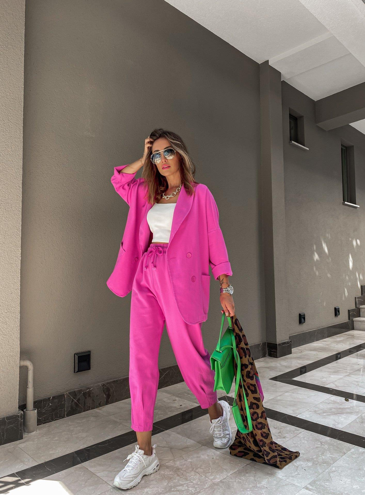 Pembe Dört Düğmeli Gabardin Ceket