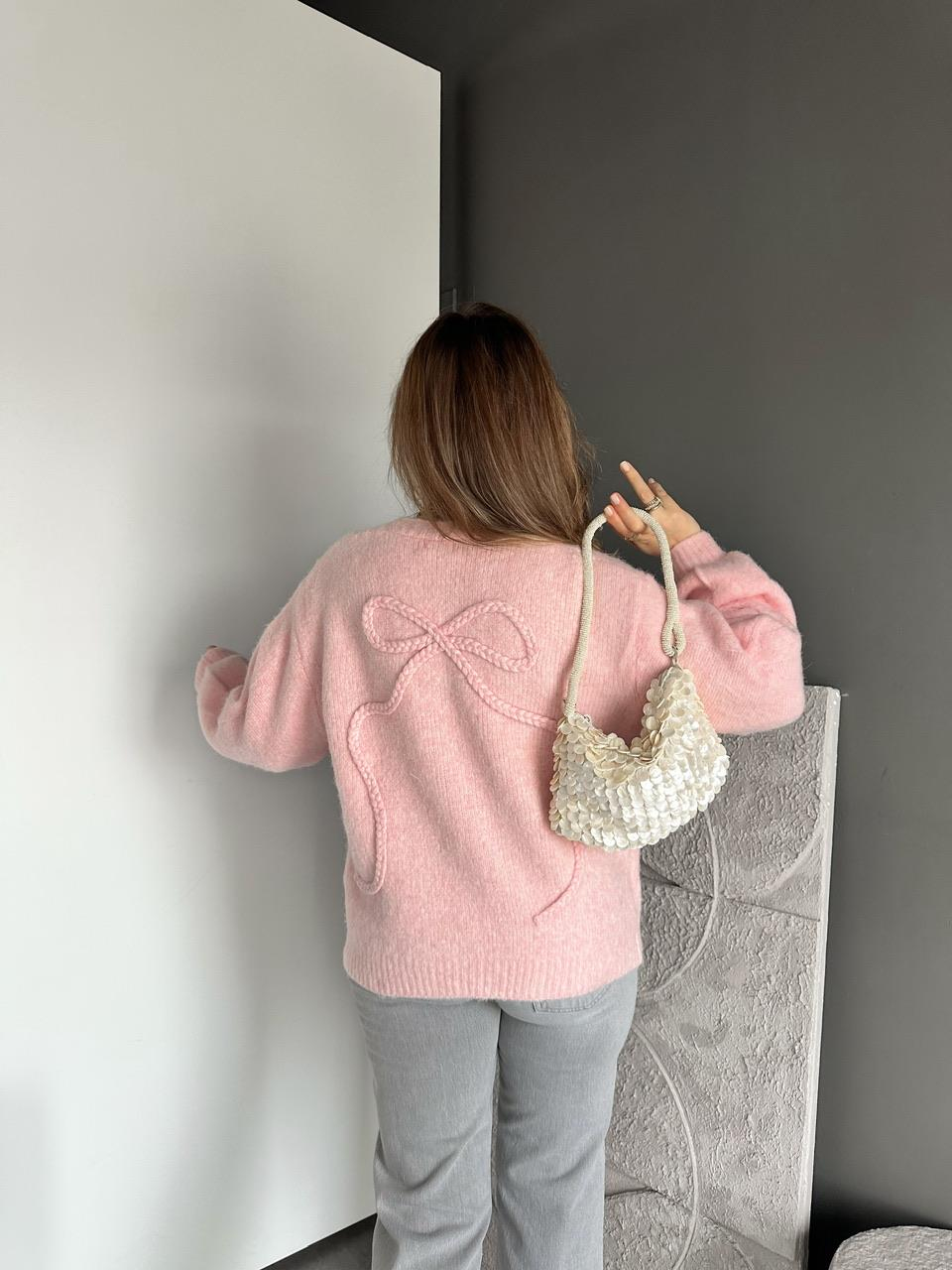 Pembe Fiyonk İşlemeli Yumoş Hırka