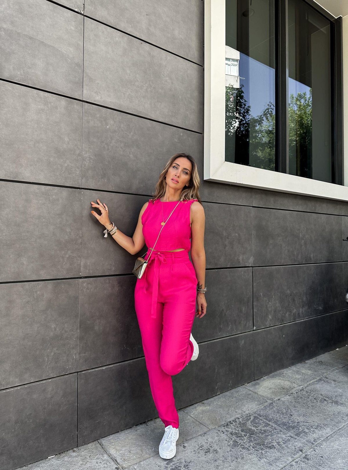 Pembe Gold Düğmeli Beli Kuşaklı Takım