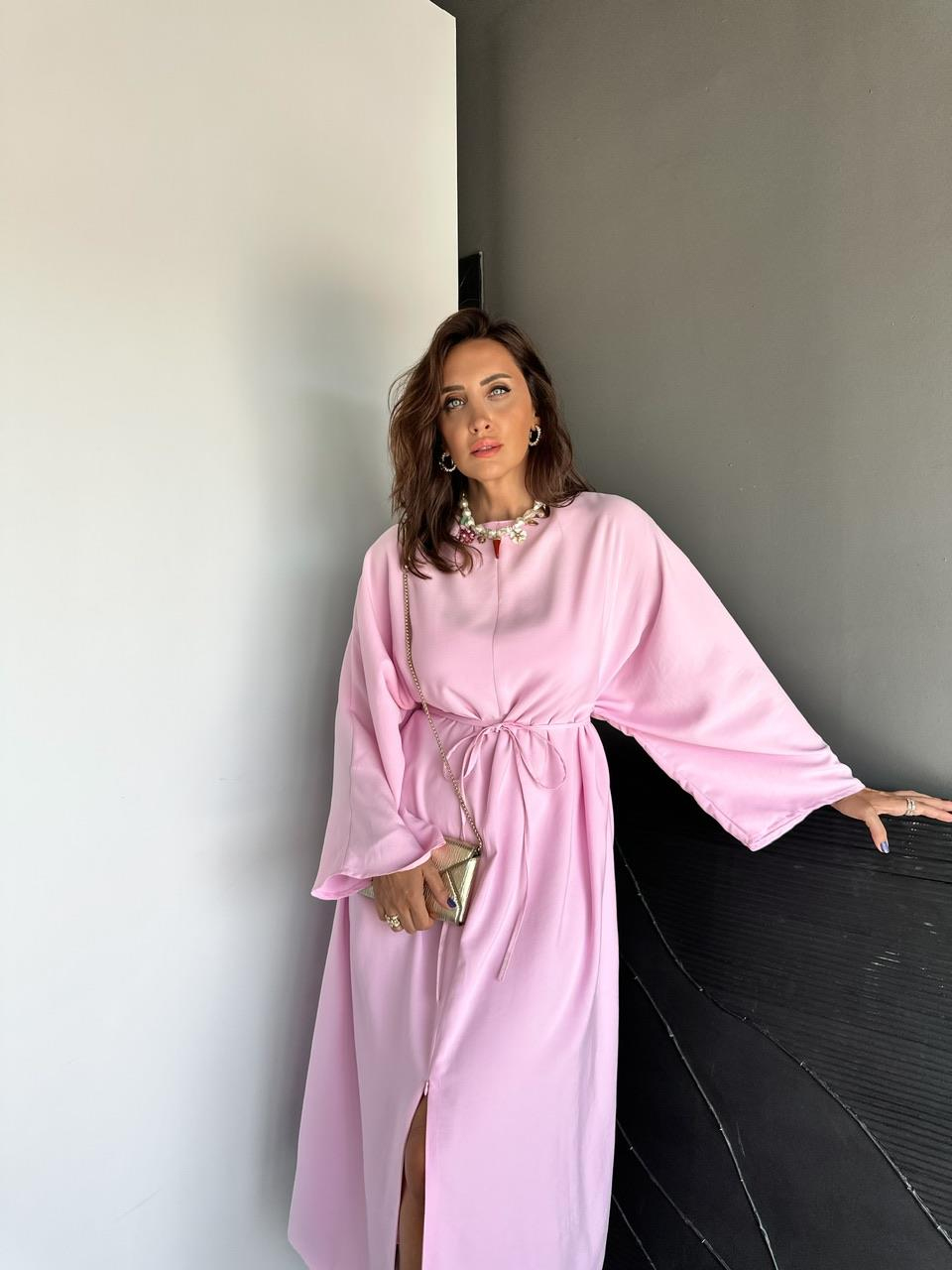 Pembe İpli Yırtmaçlı Fermuarlı Elbise