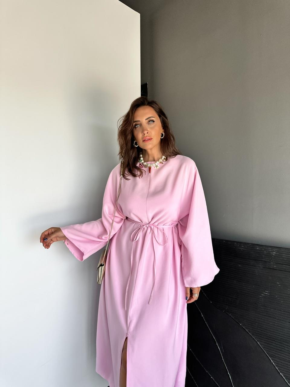 Pembe İpli Yırtmaçlı Fermuarlı Elbise