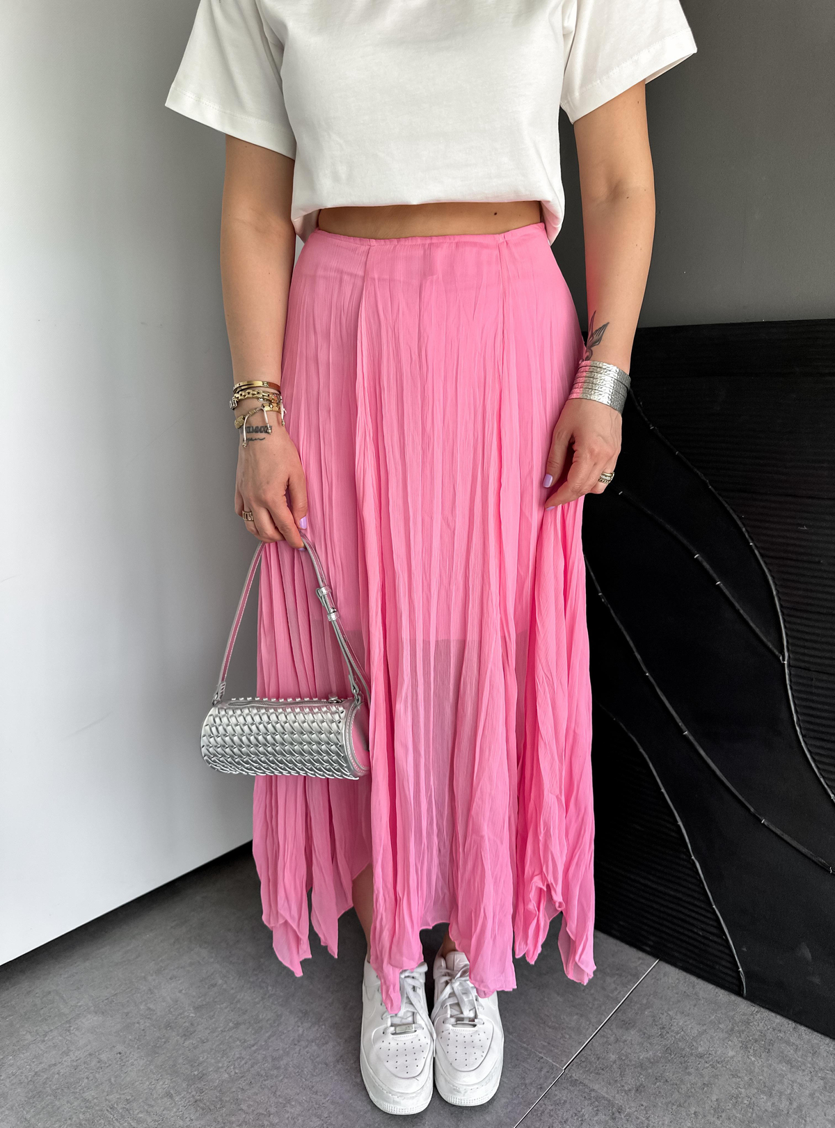 Pembe Kraşlı Asimetrik Etek