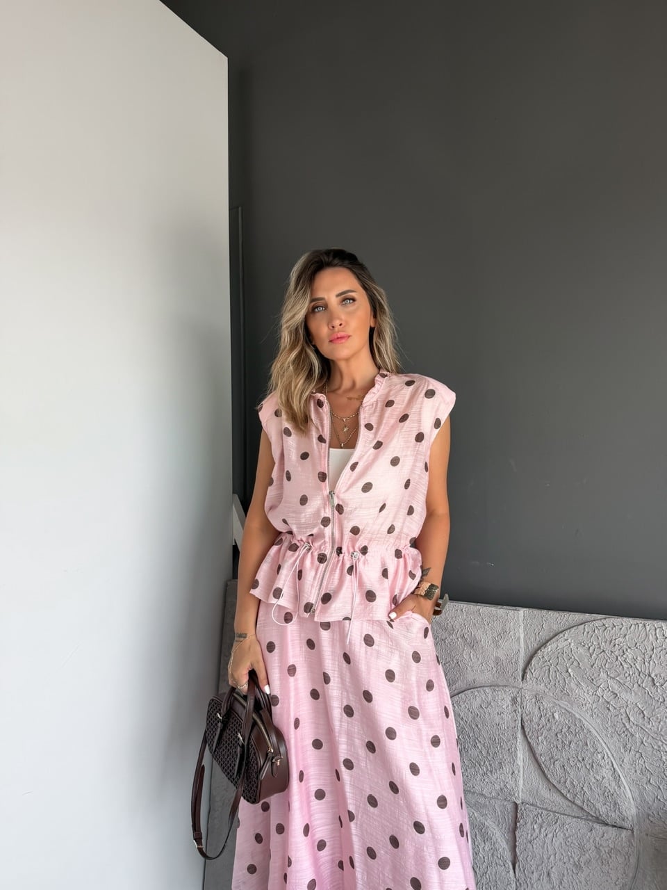 Pembe Puantiyeli Büzülebilir Ceketli Takım