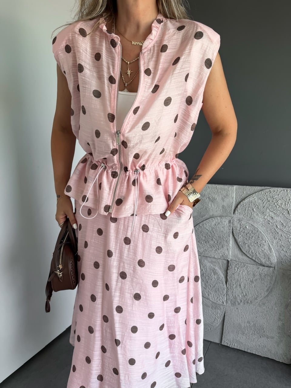 Pembe Puantiyeli Büzülebilir Ceketli Takım