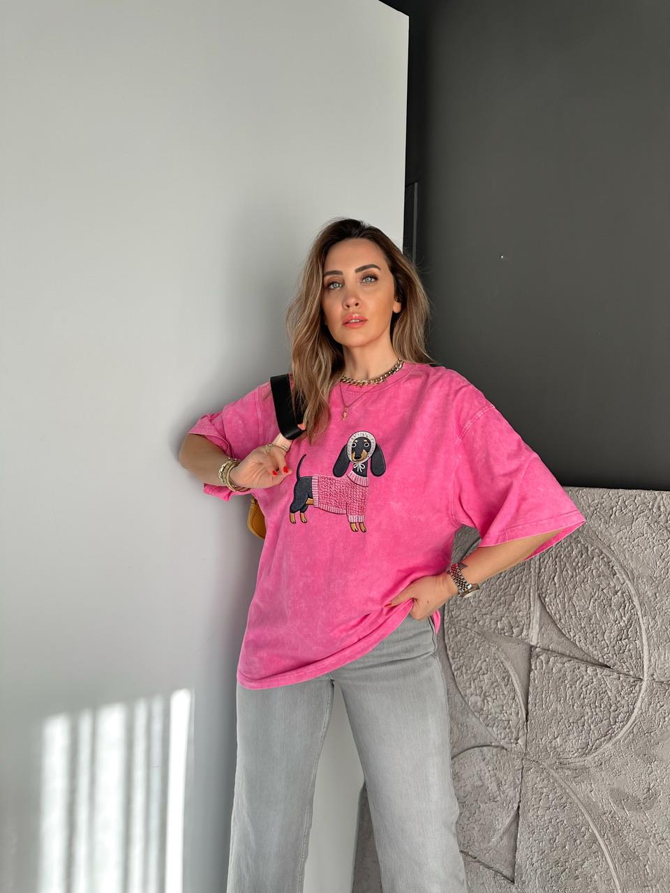 Pembe Sosis Köpek Yıkamalı Tshirt