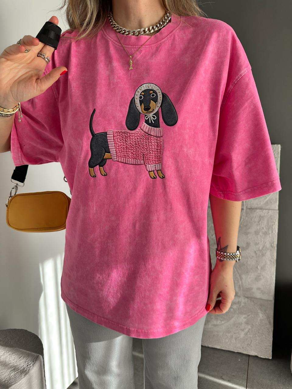 Pembe Sosis Köpek Yıkamalı Tshirt