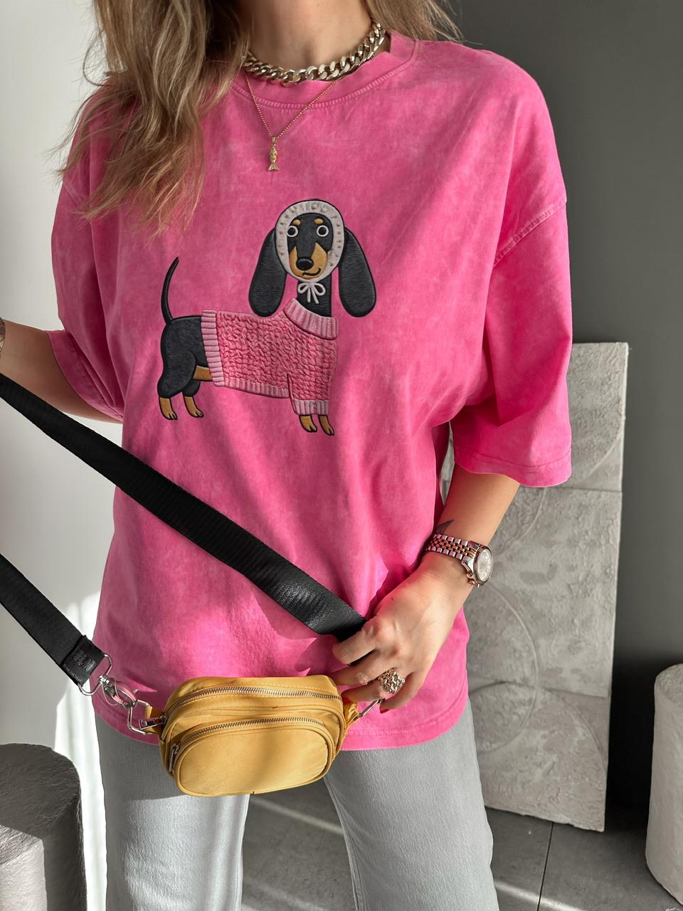 Pembe Sosis Köpek Yıkamalı Tshirt