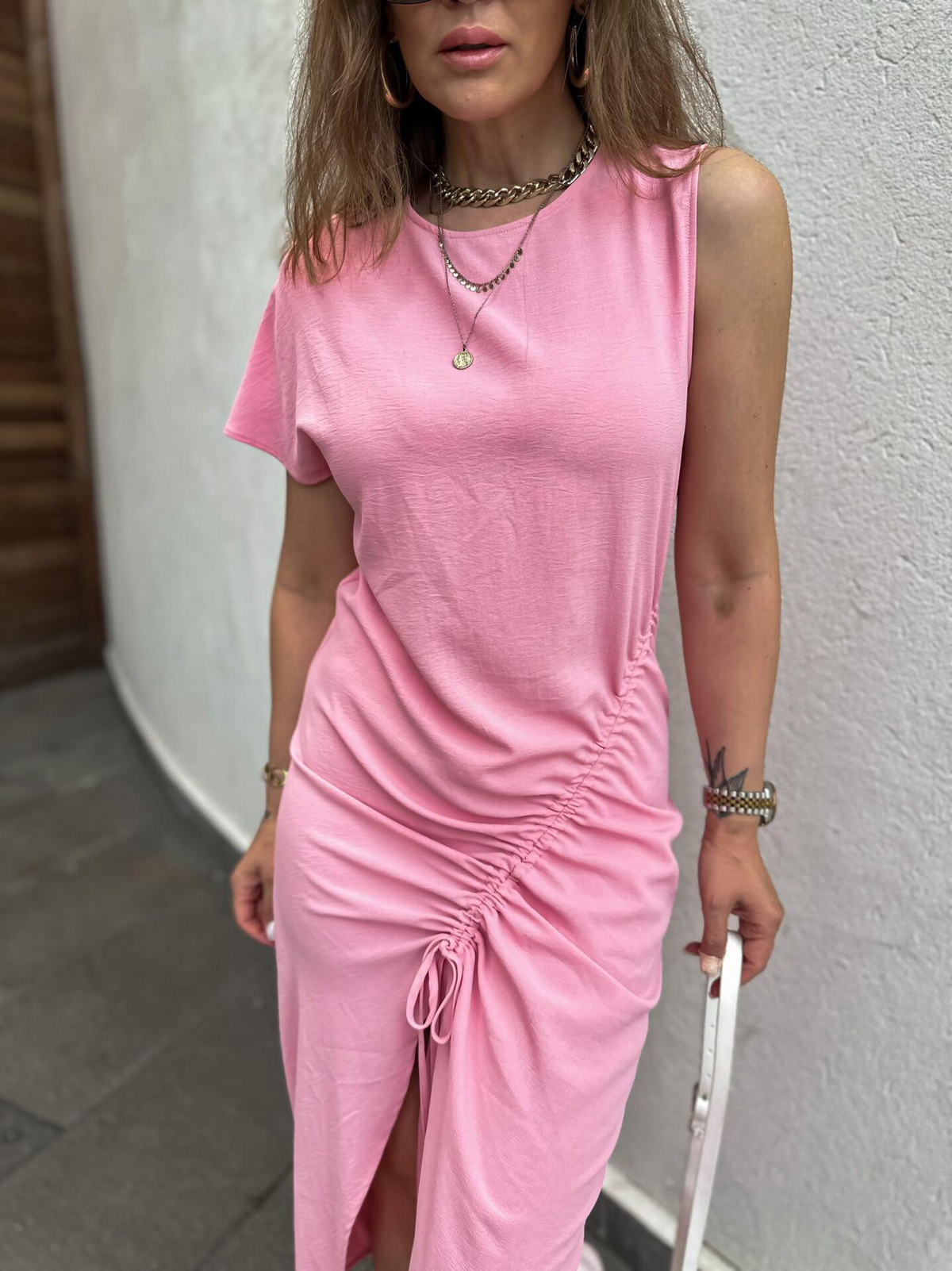 Pembe Tek Omuz Büzgülü Elbise