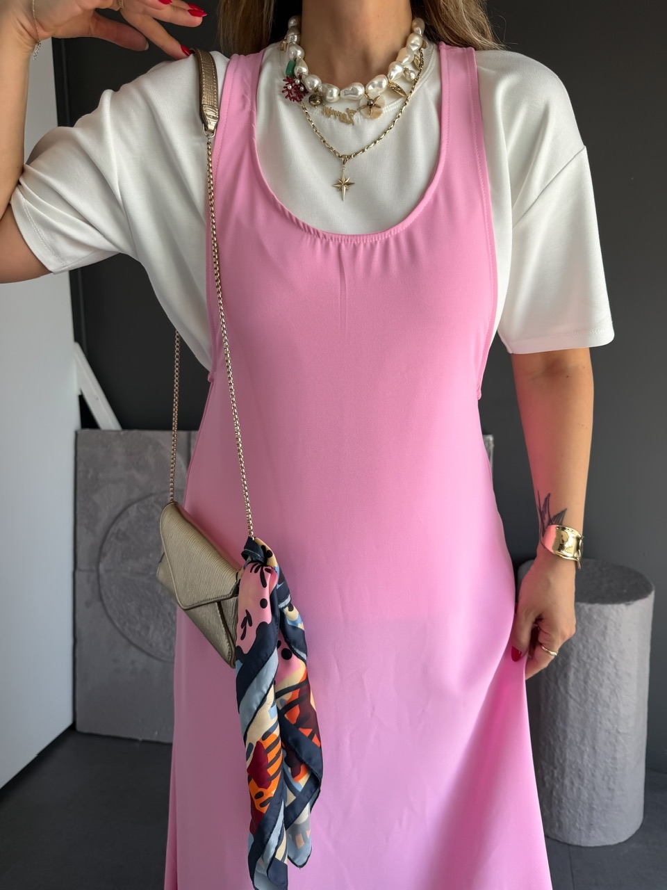 Pembe Tshirtlü Askılı Basic Elbise