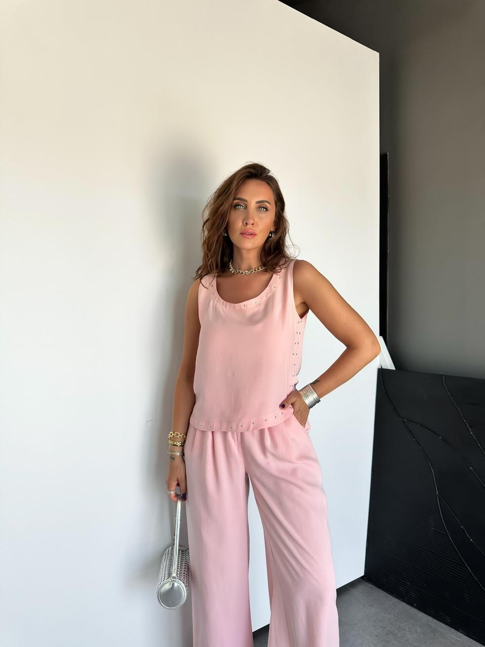 Pembe Zımbalı Bluz Pantolon Takım