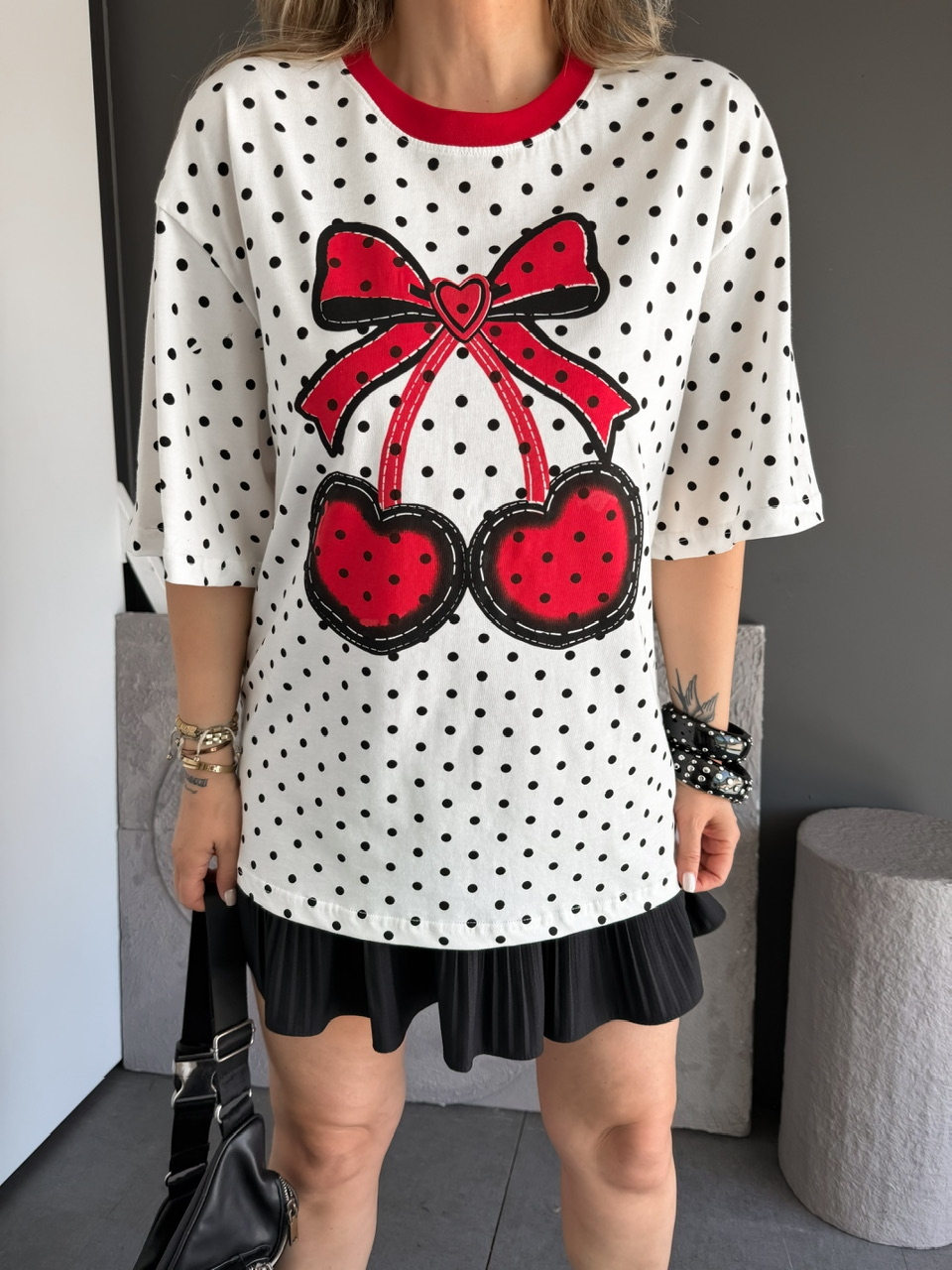 Puantiyeli Kirazlı Tshirt