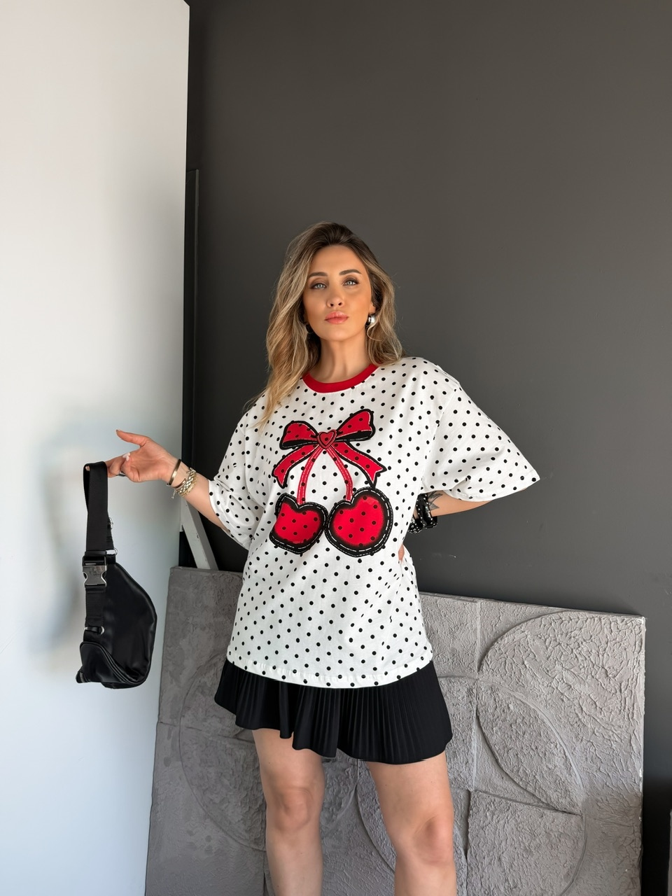 Puantiyeli Kirazlı Tshirt