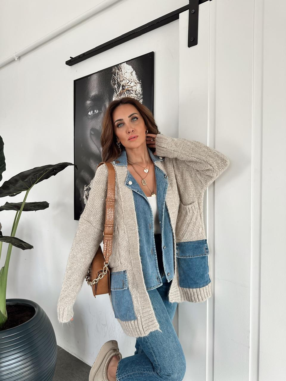 Pullu Kot Detaylı Hırka
