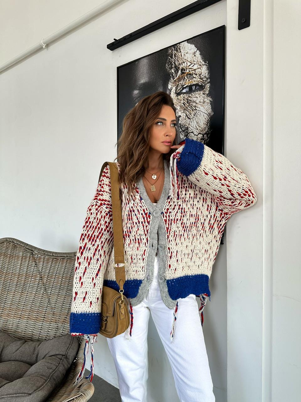 Püsküllü Oversize Tasarım Hırka