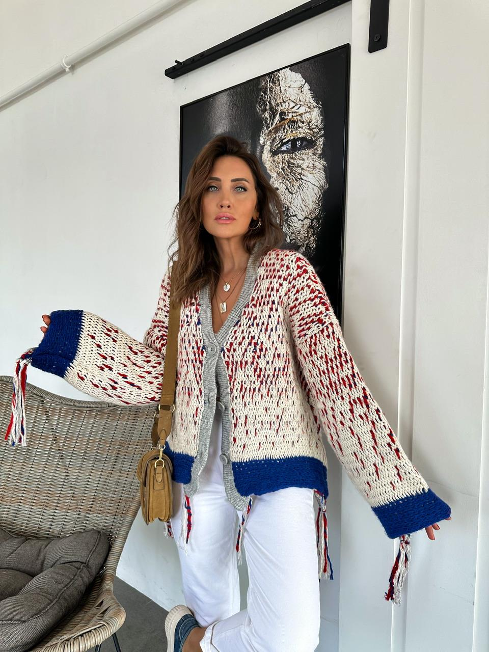 Püsküllü Oversize Tasarım Hırka