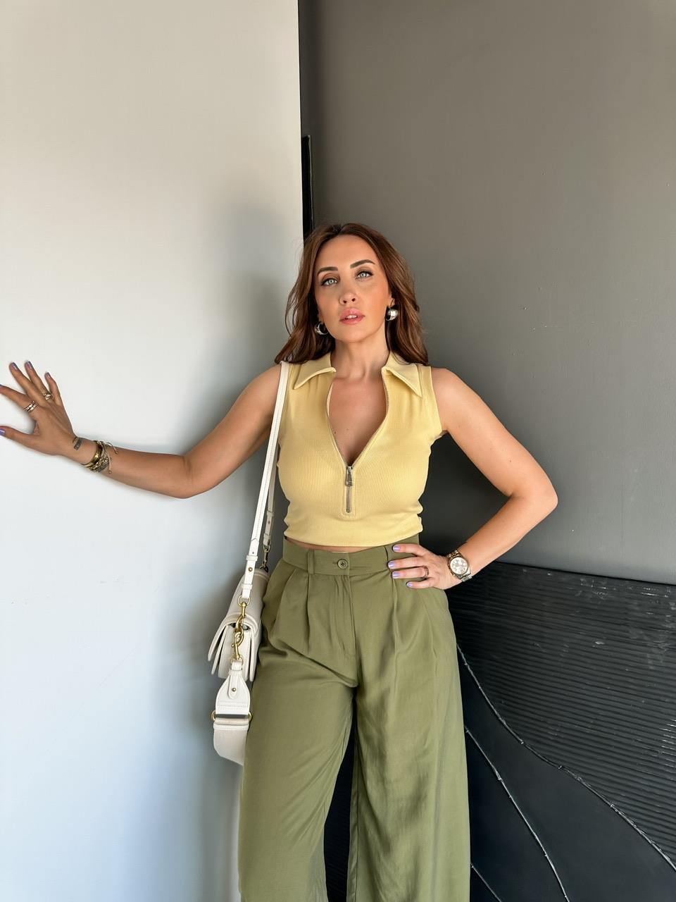 Sarı Fermuarlı Polo Yaka Body