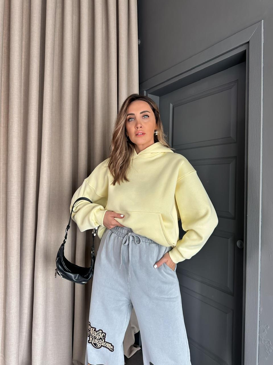 Sarı Kanguru Cepli Sweatshirt