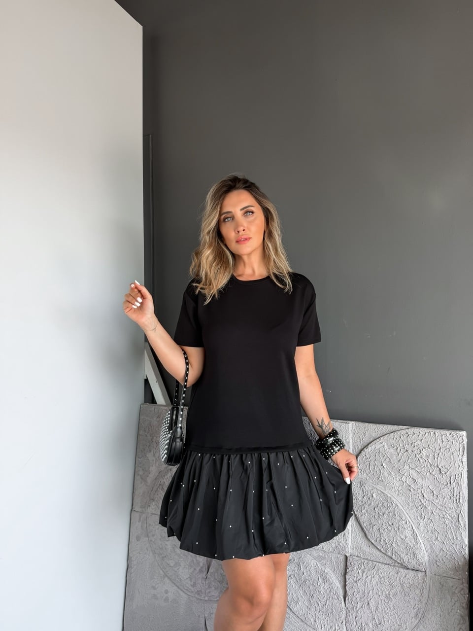 Siyah Balon Etekli İncili Elbise